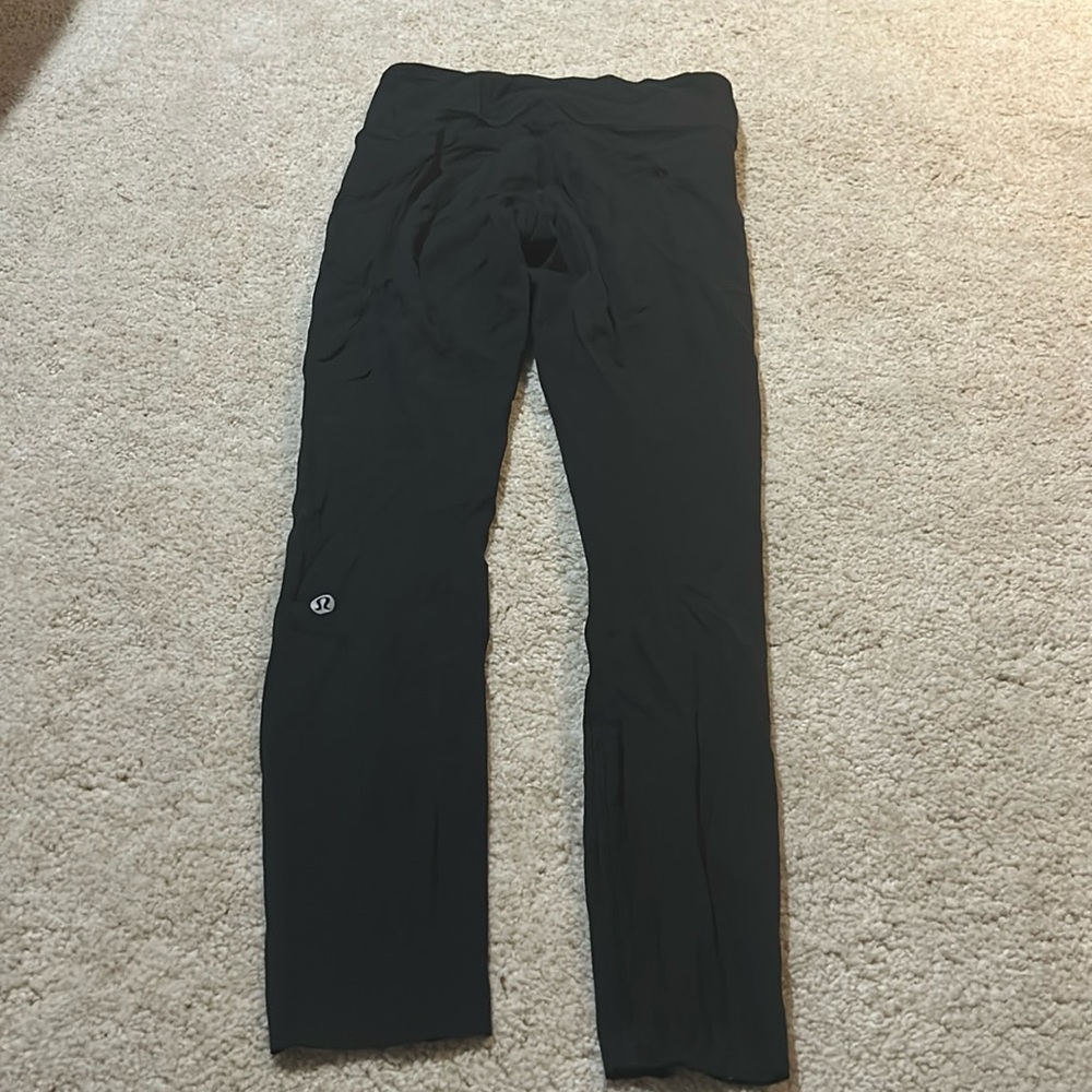 Black Lululemon leggings